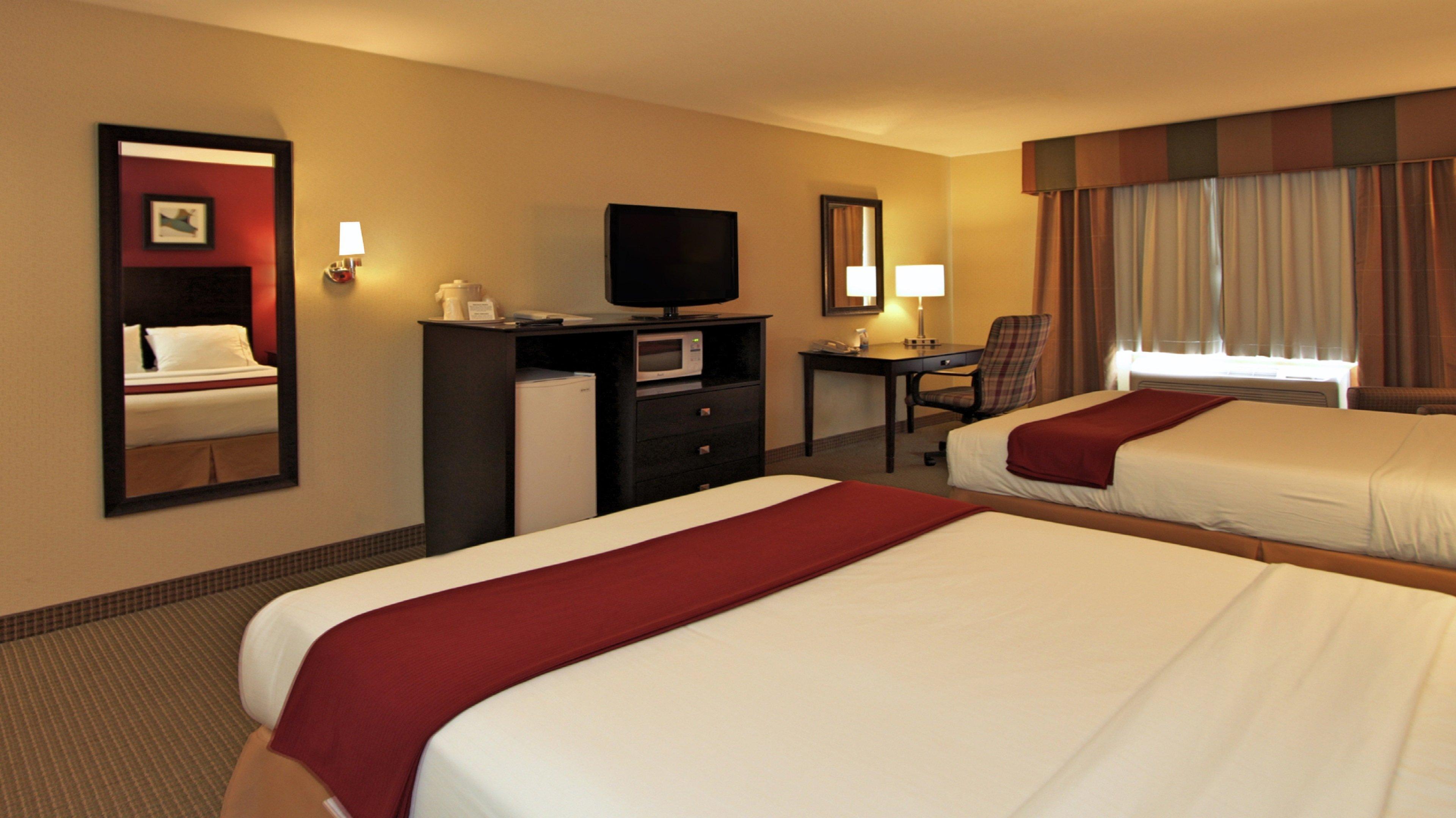 Holiday Inn Express Hotel & Suites Defiance By Ihg Екстериор снимка
