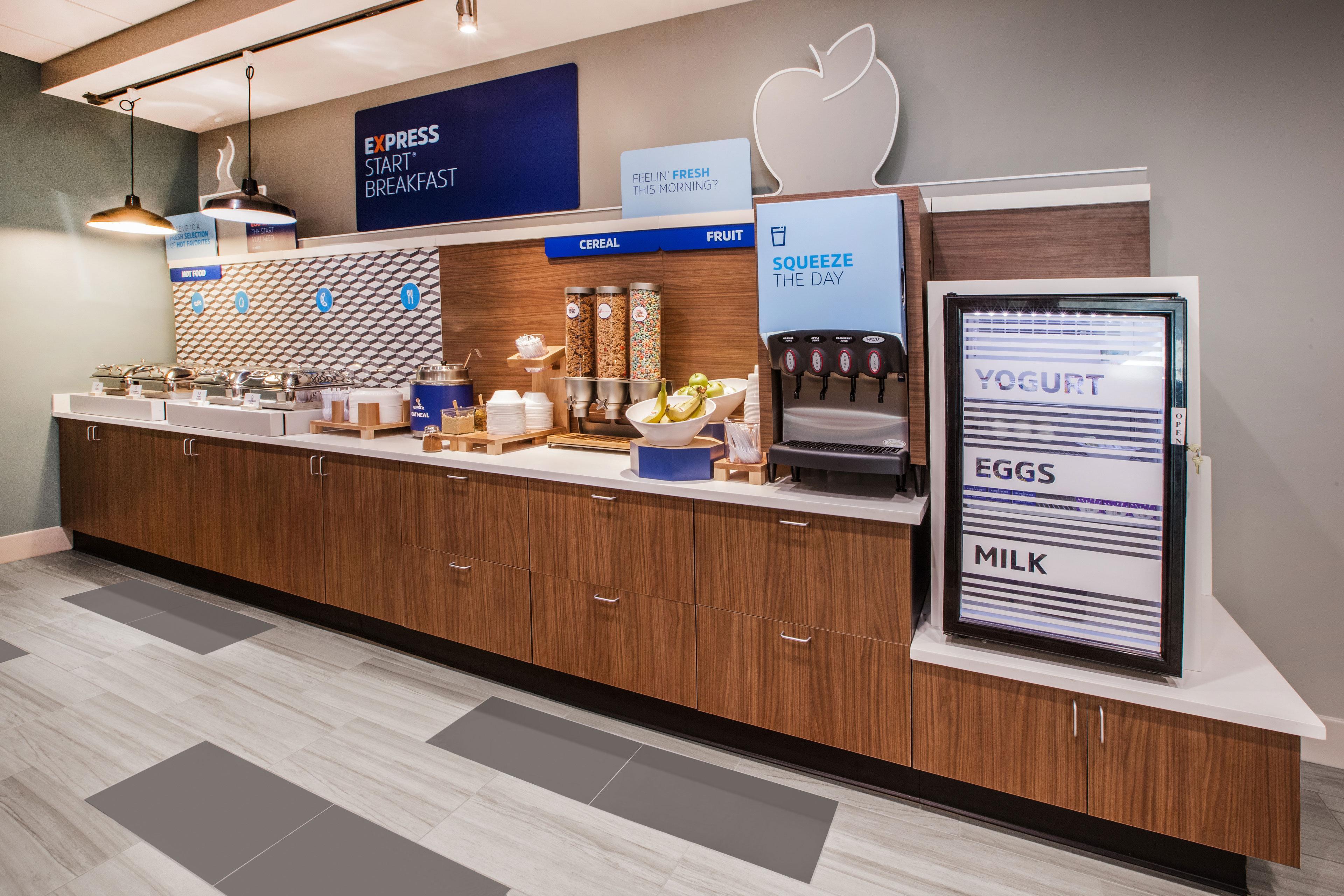 Holiday Inn Express Hotel & Suites Defiance By Ihg Екстериор снимка